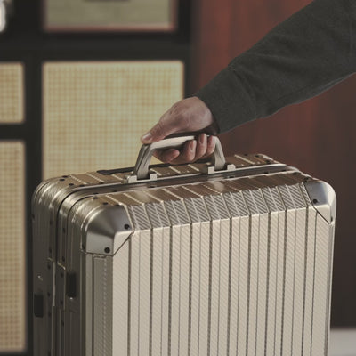 Zuitcase aluminium resväska guld